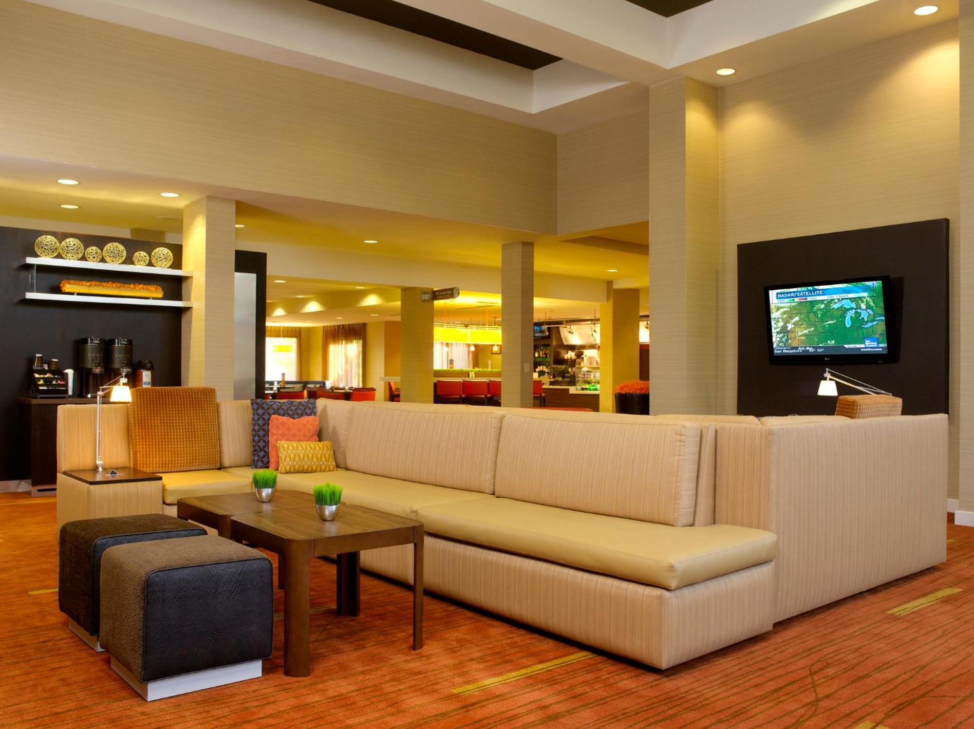 Courtyard Philadelphia/Langhorne Hotel Bagian luar foto