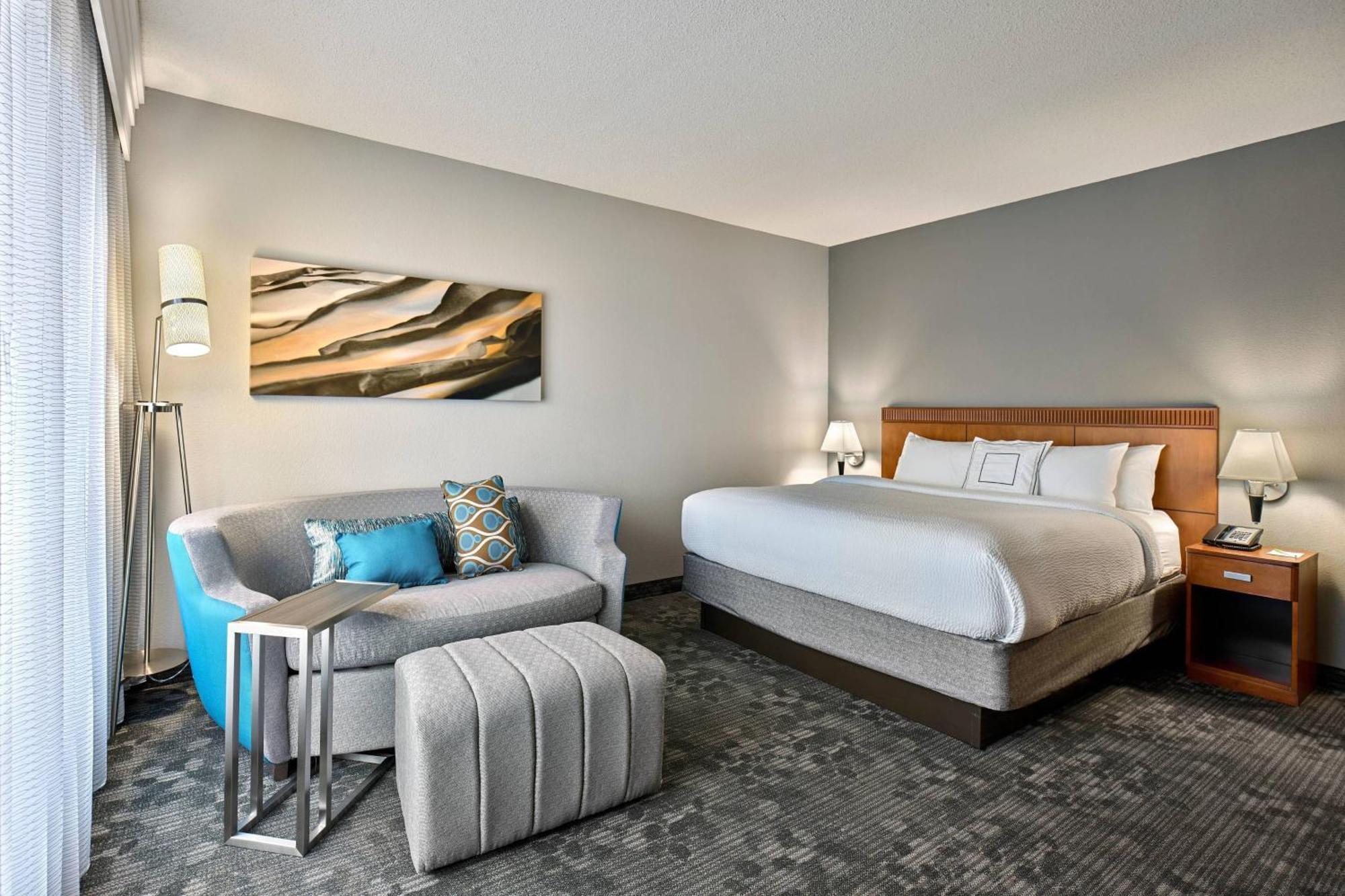 Courtyard Philadelphia/Langhorne Hotel Bagian luar foto