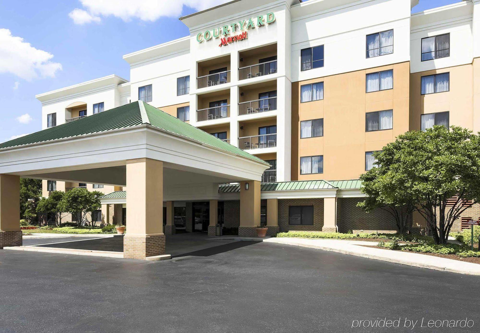 Courtyard Philadelphia/Langhorne Hotel Bagian luar foto
